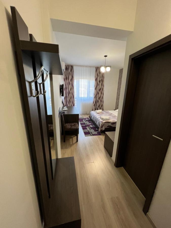 Motel Infinit Târgu Jiu Exterior foto