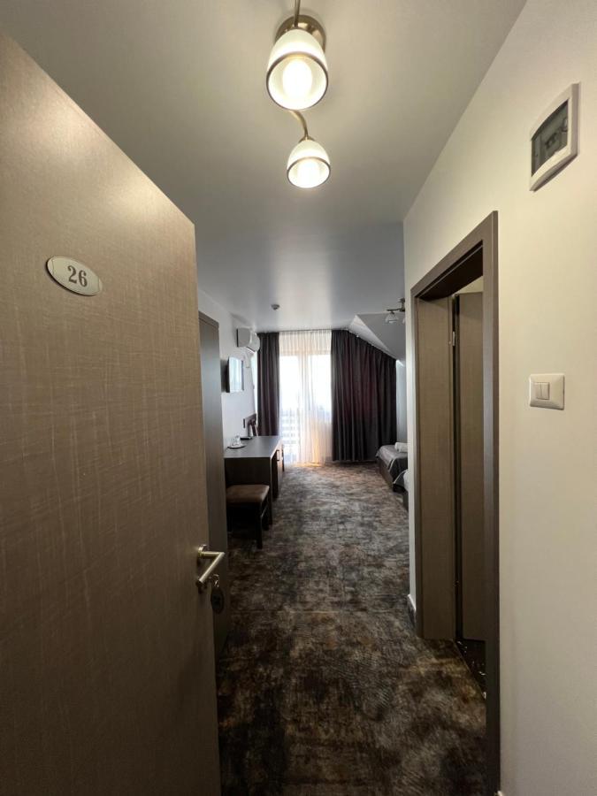 Motel Infinit Târgu Jiu Exterior foto