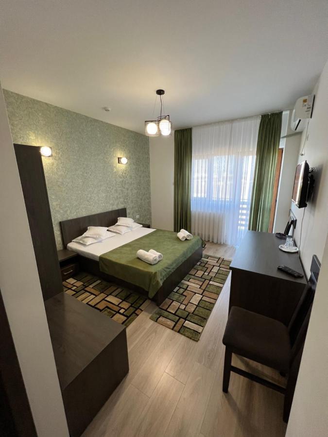 Motel Infinit Târgu Jiu Exterior foto